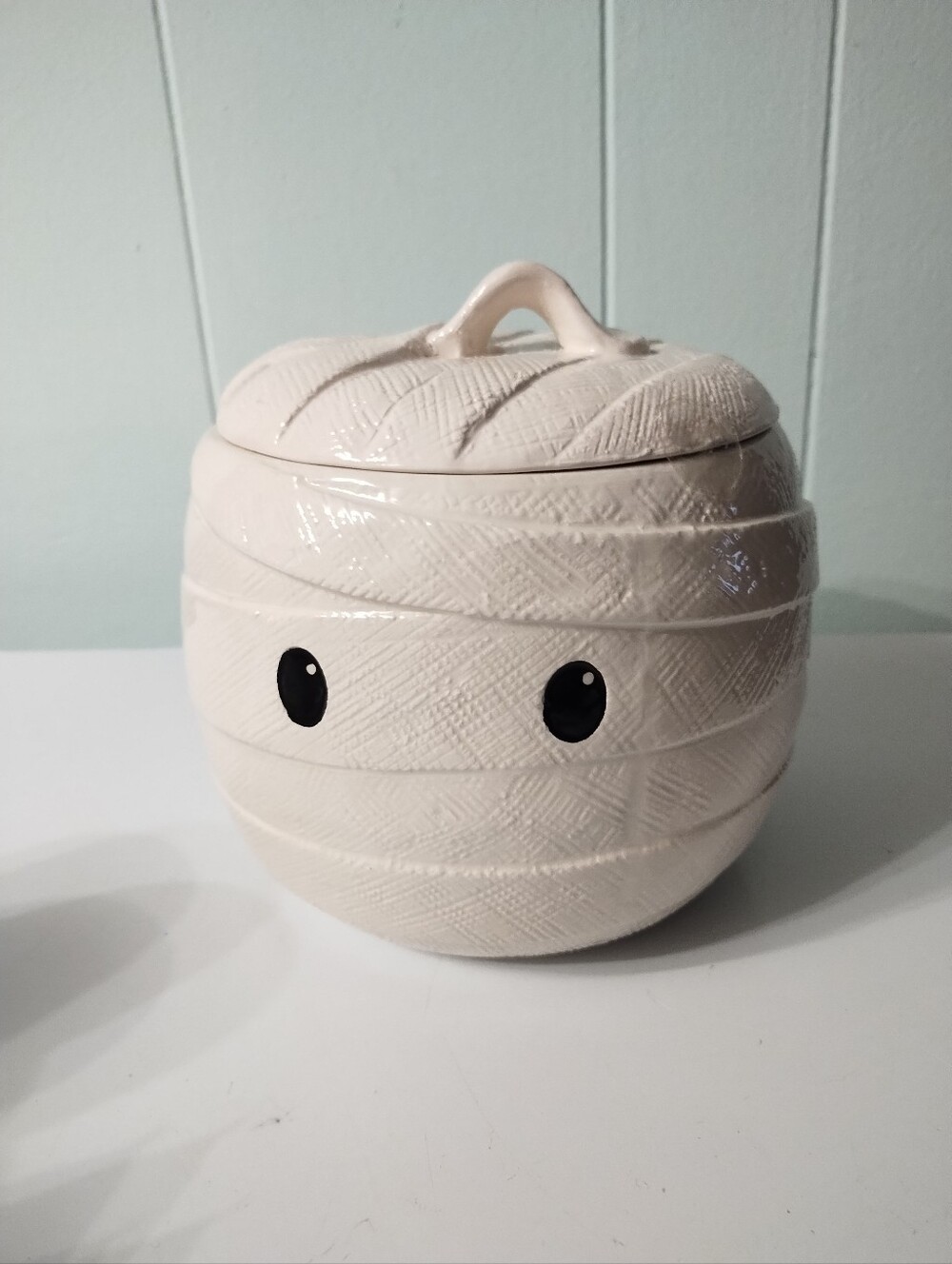 NWT 10 Strawberry Street Mummy Cookie Jar with Lid